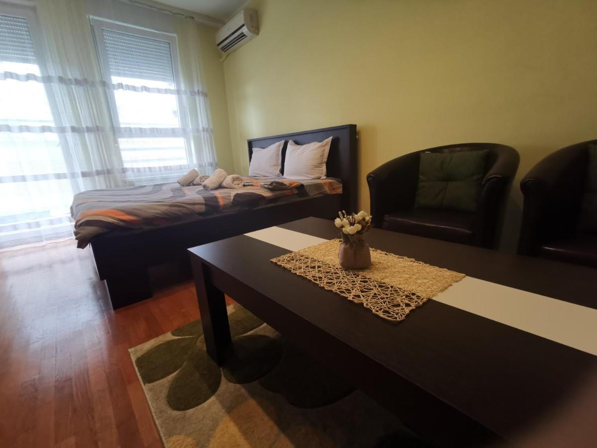 Twin Belville Apartments Белград Екстериор снимка