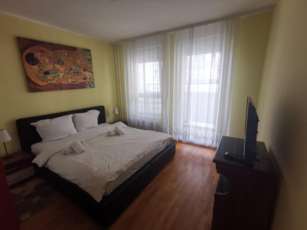 Twin Belville Apartments Белград Екстериор снимка